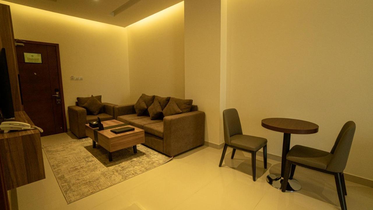 The Plaza Hotel & Resort Salalah Exterior foto