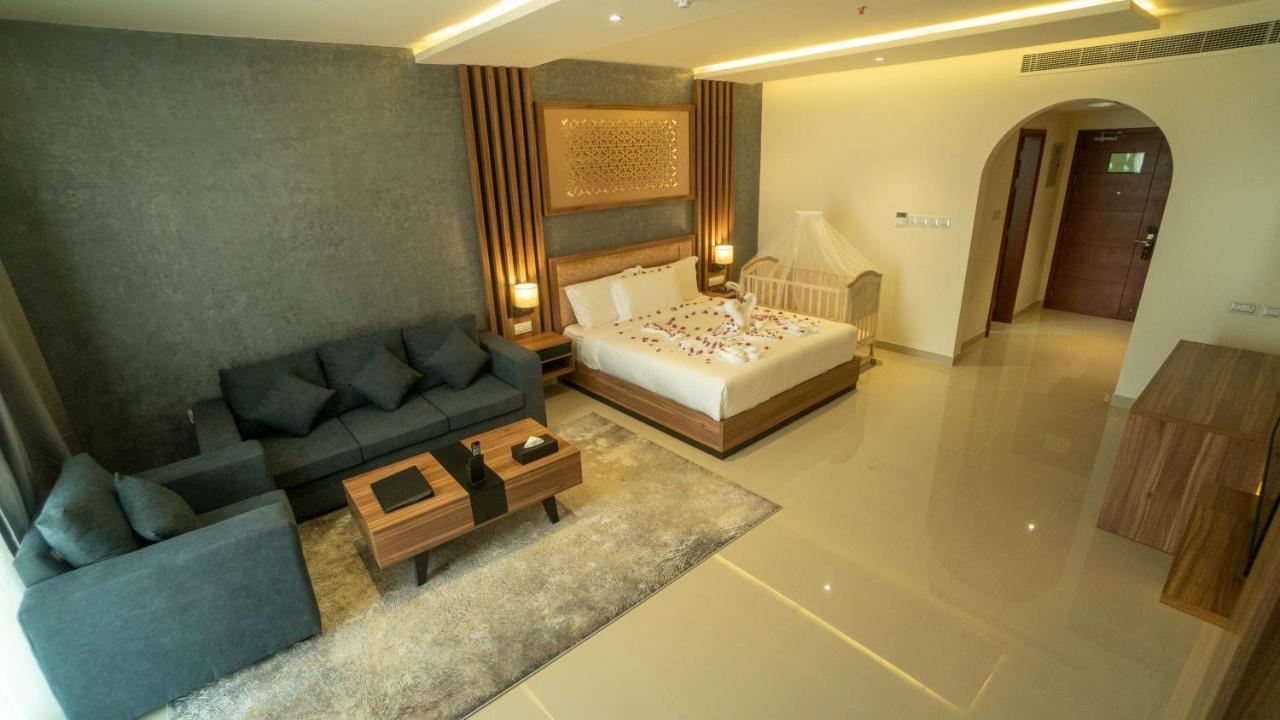 The Plaza Hotel & Resort Salalah Exterior foto