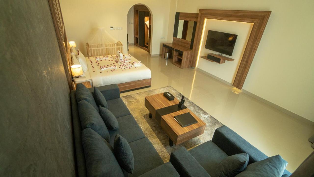 The Plaza Hotel & Resort Salalah Exterior foto